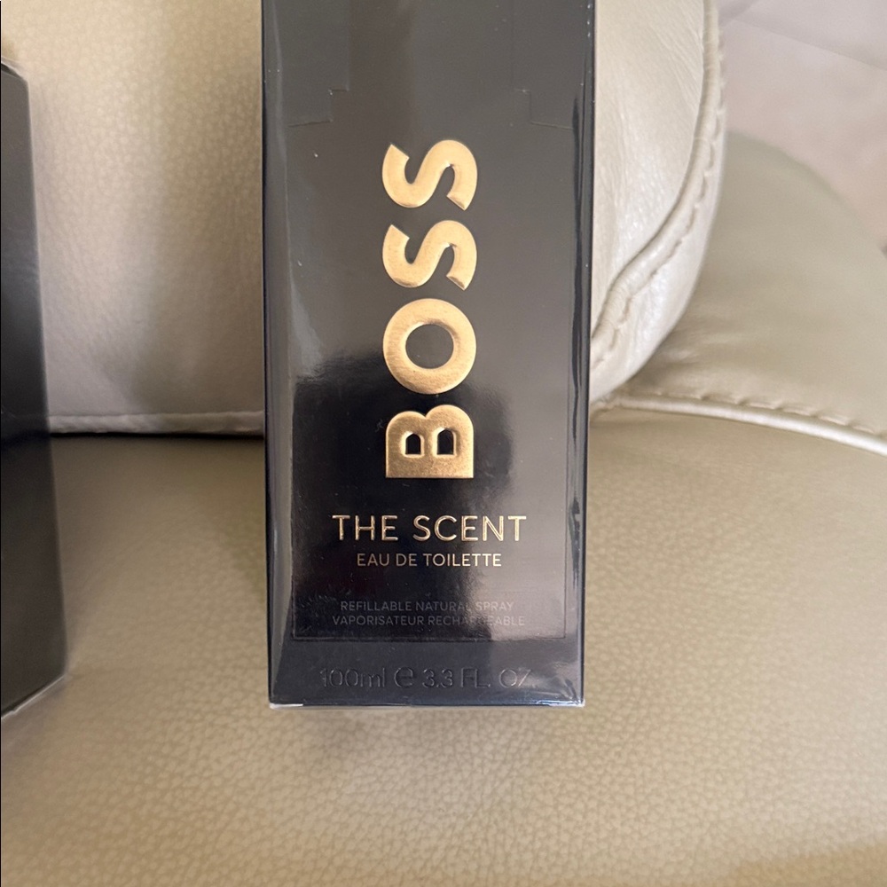 Boss The Scent Eau de Toilette in Black and Gold